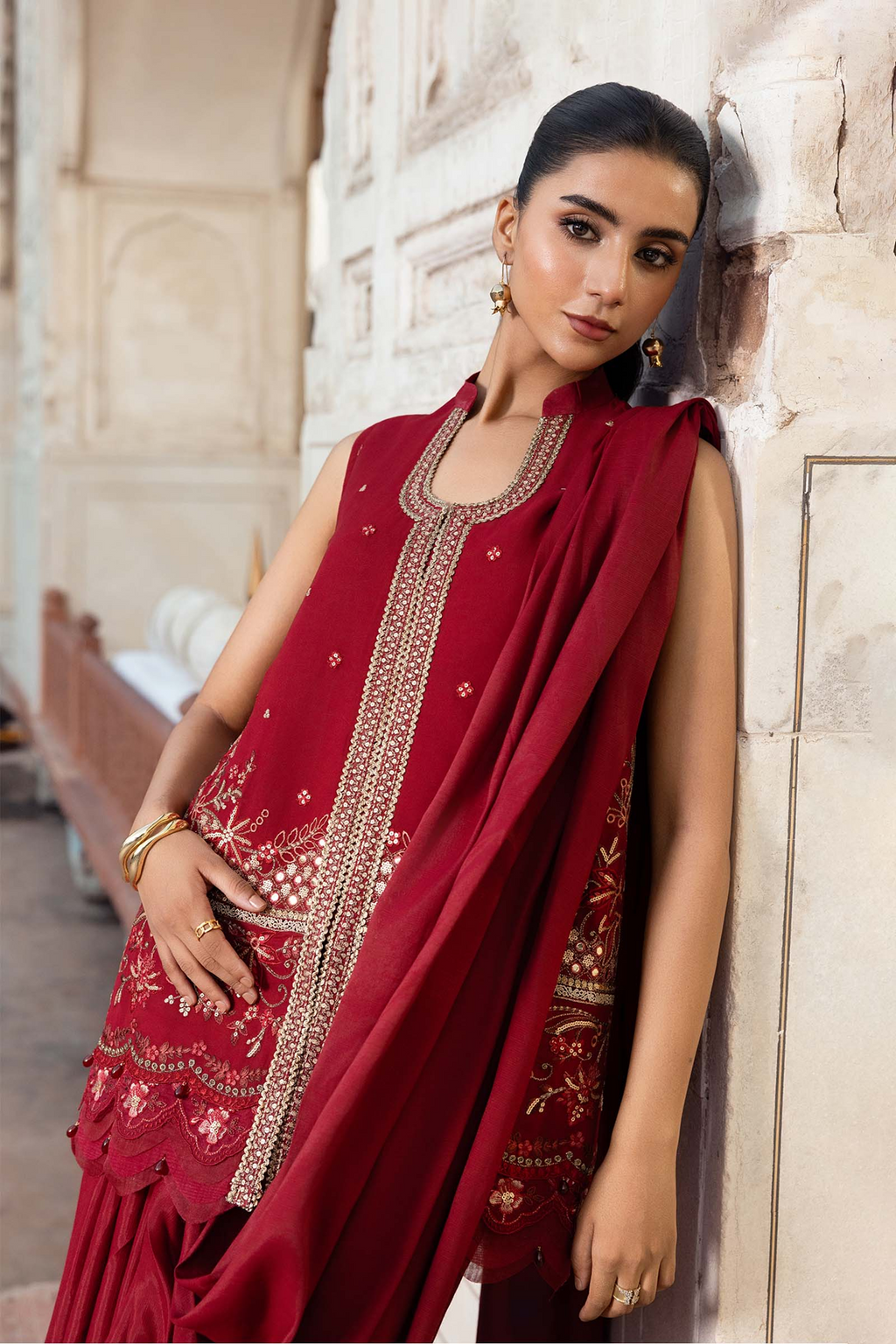 Maria B Mbasic Winter Festive 3PCS Unstitched Collection 2025 | D8