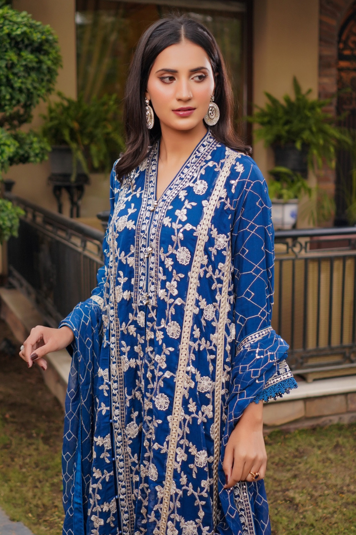 Aghanoor Afsanaay Chiffon Gown 3PCS Ready to Wear Collection | Blue