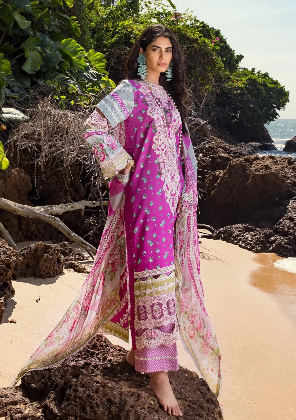 Elaf Signature Embroidered Lawn Collection  2024 | ESL 04B