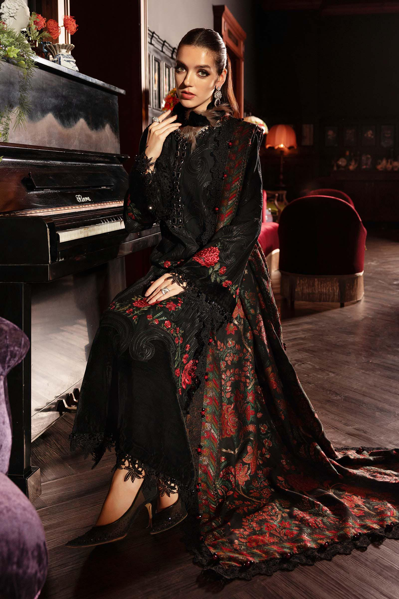 Maria B Winter Luxe 3PCS Unstitched Vol-13 2025 | D9 - Mirha Fashion