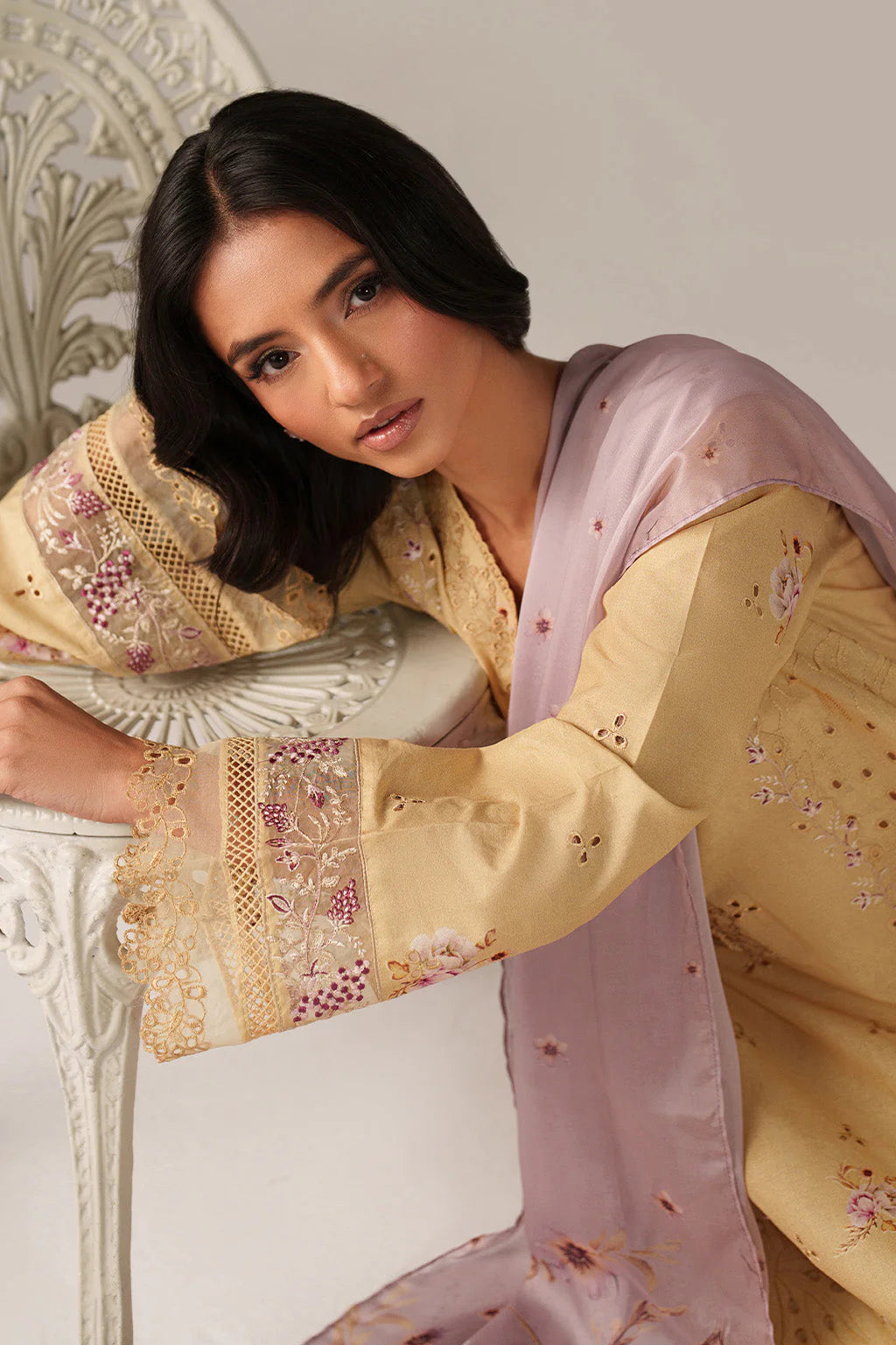 Iznik Spring Summer Unstitched Collection 2026 |SS-11 - Mirha Fashion