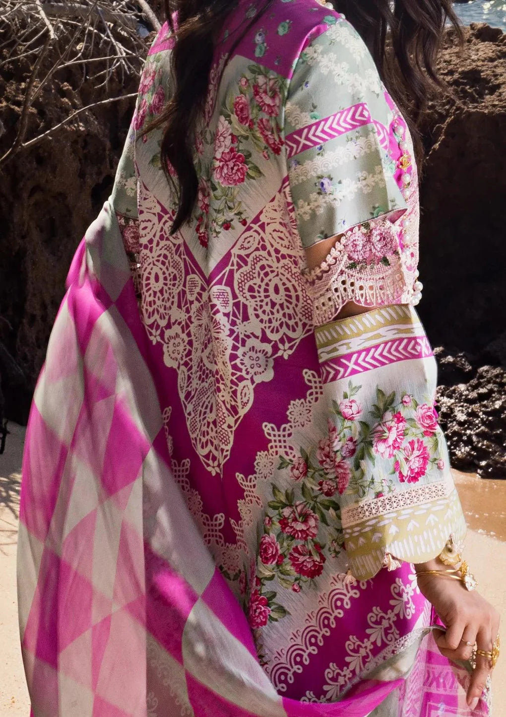 Elaf Signature Embroidered Lawn Collection  2024 | ESL 04B