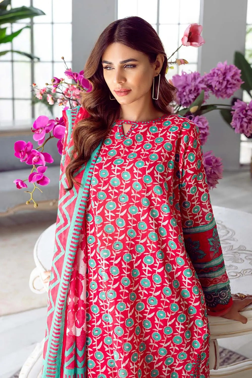 Gul Ahmed Printed Unstitched Lawn 3-piece | CL-32102 B