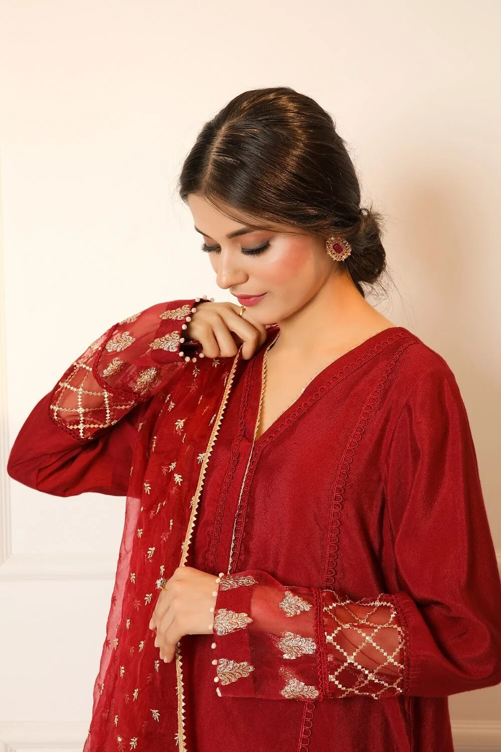 Sara Ahmad Serene Handwork Collection 2026 | Currant