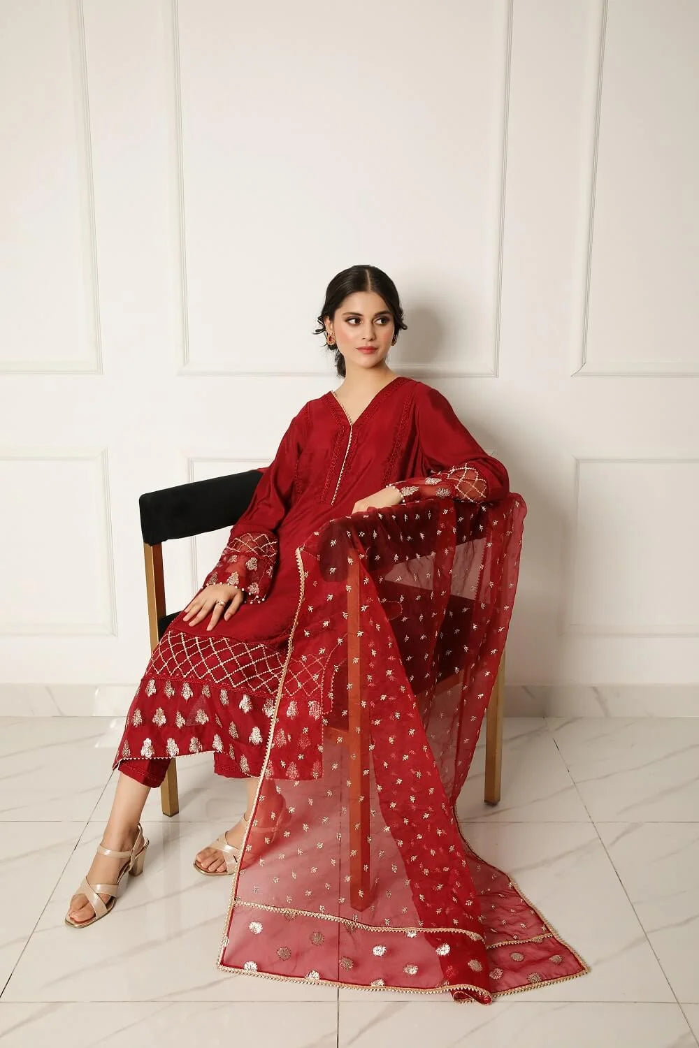 Sara Ahmad Serene Handwork Collection 2026 | Currant