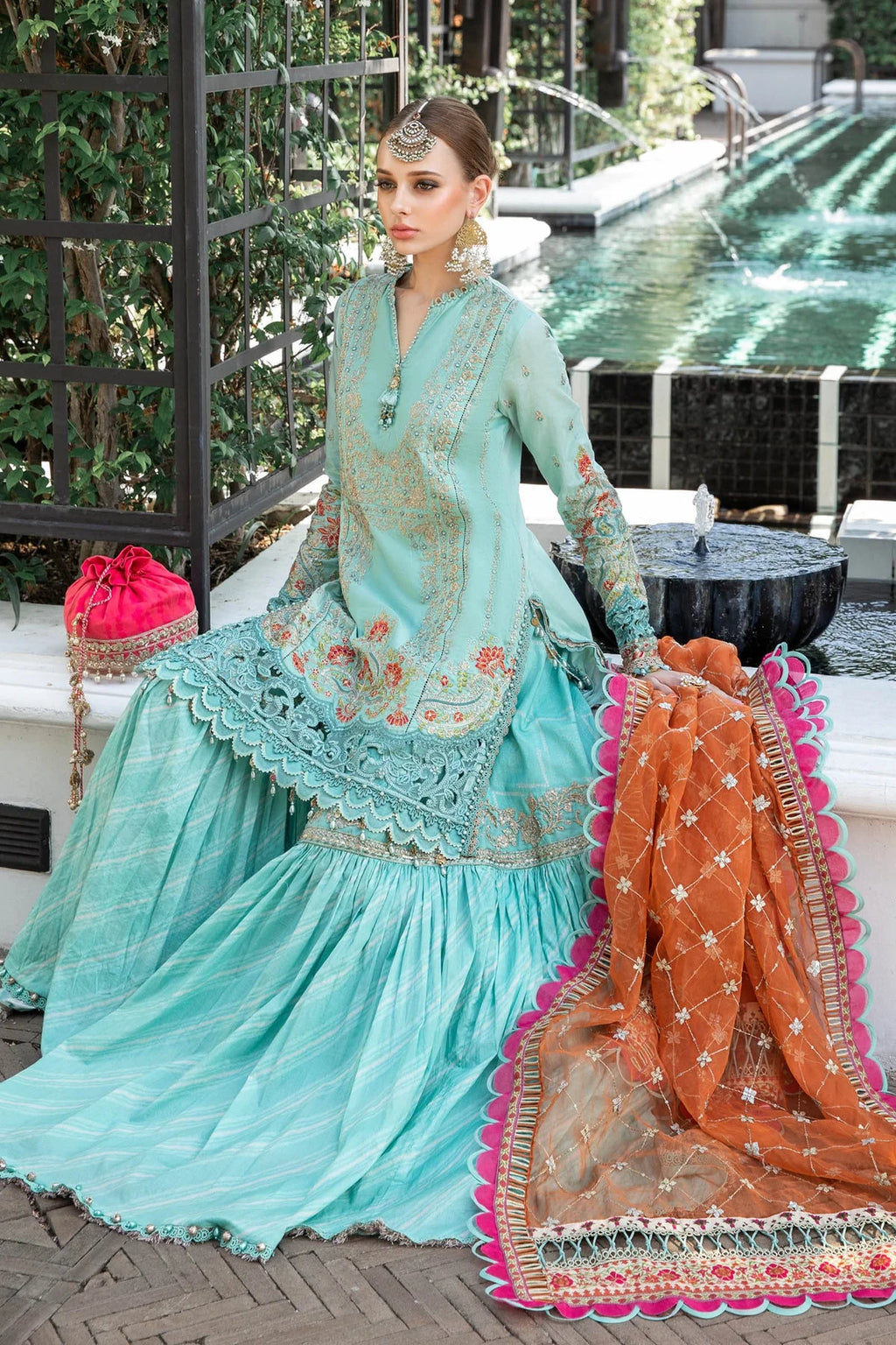 Maria B Luxury Lawn Vol-24 | D5
