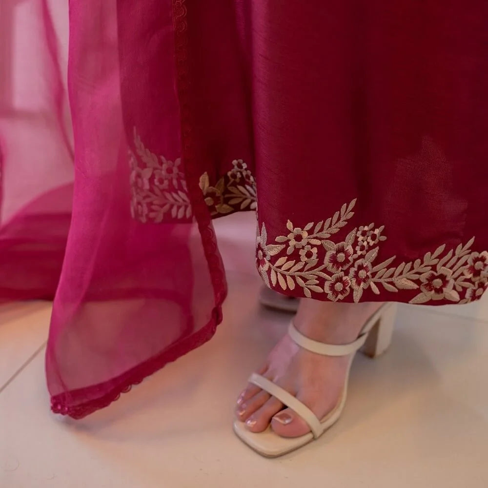 Sara Ahmad Alayna Handwork Collection 2026 | IRHA