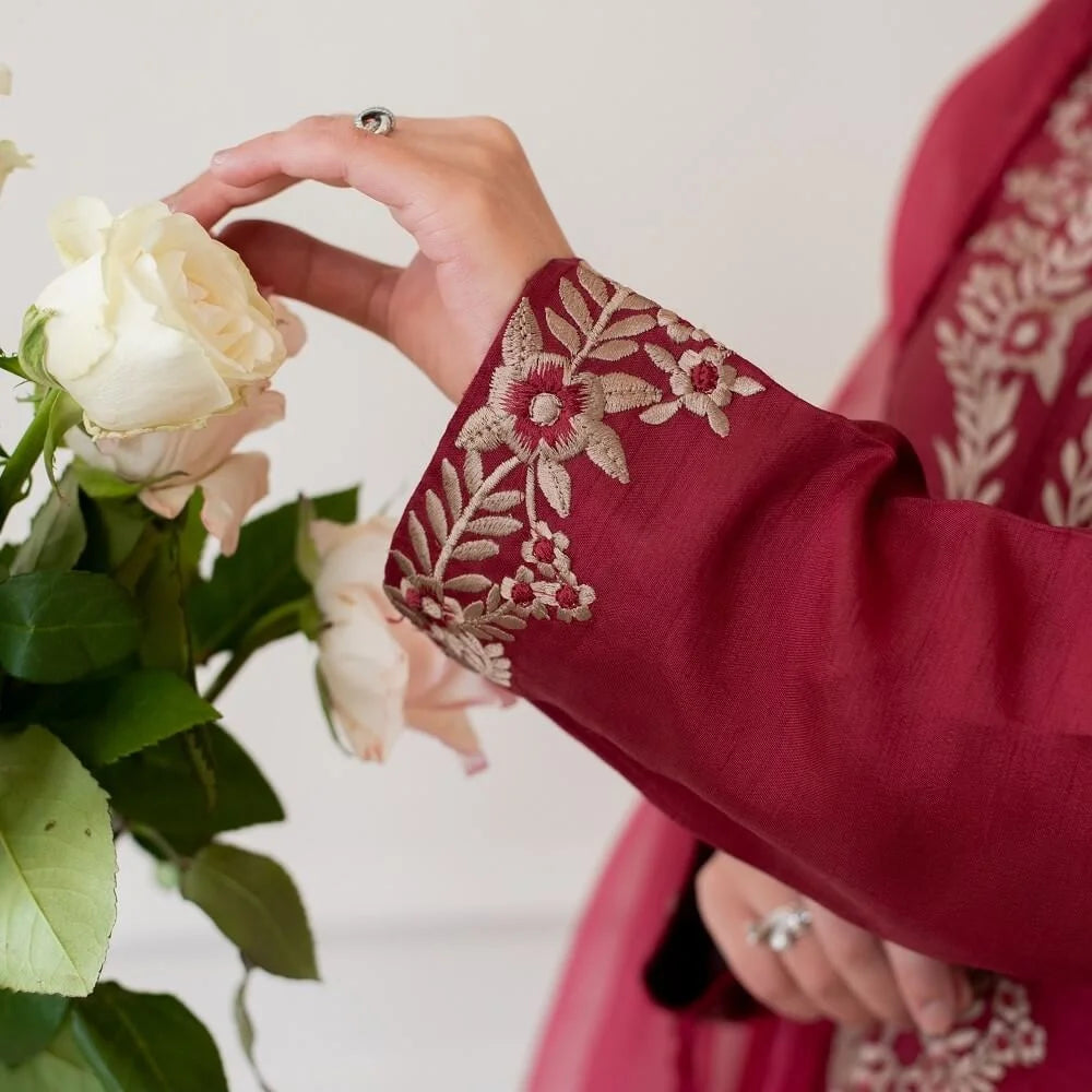 Sara Ahmad Alayna Handwork Collection 2026 | IRHA