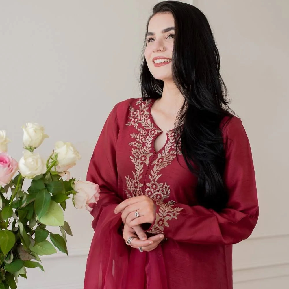 Sara Ahmad Alayna Handwork Collection 2026 | IRHA