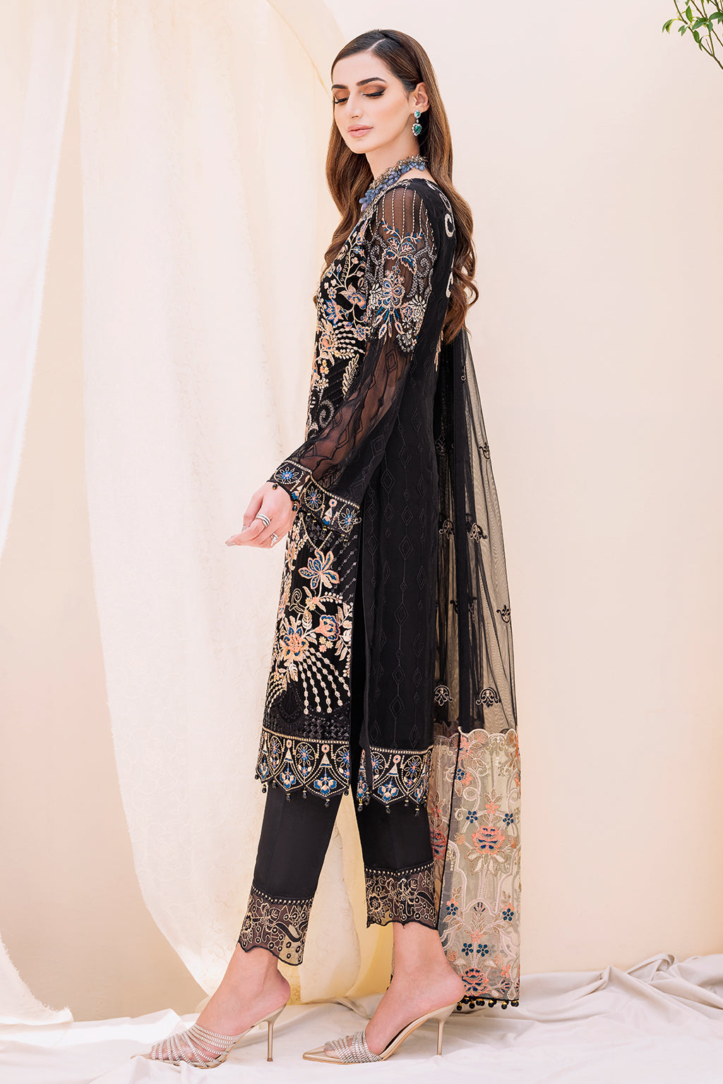 Ramsha Chiffon Collection F-2301 - Mirha Fashion