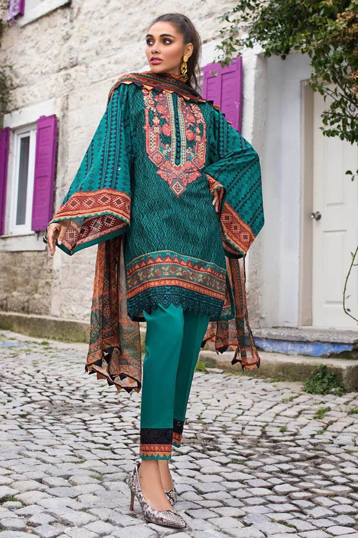 Tahra Lawn By Zainab Chottani Lawn Collection 2022 | Emerald Elegance | 5B