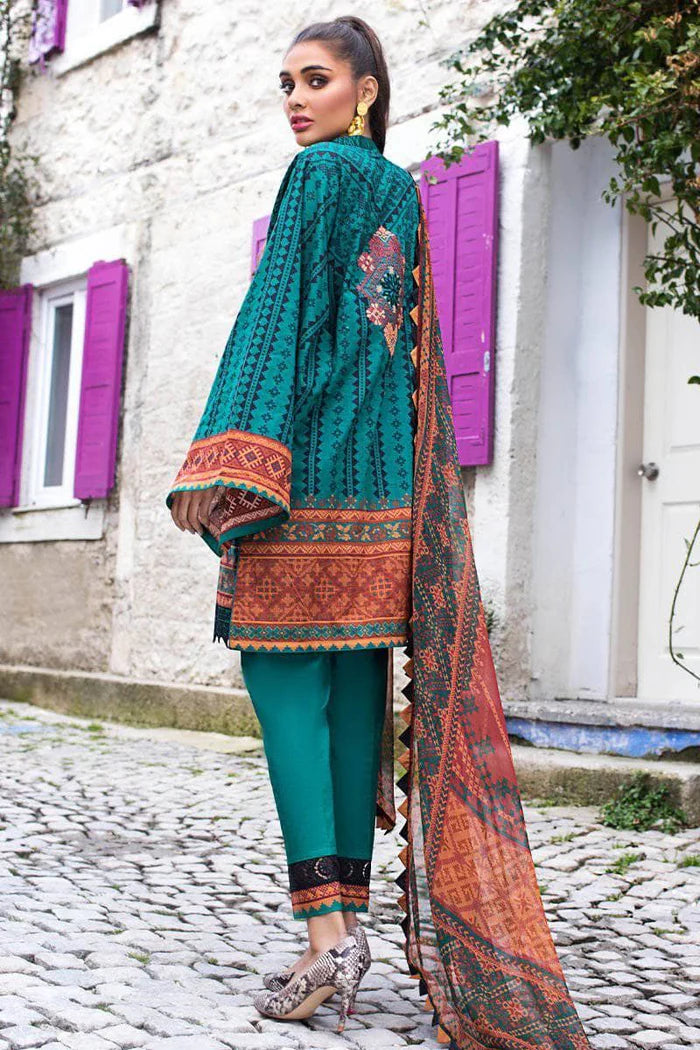 Tahra Lawn By Zainab Chottani Lawn Collection 2022 | Emerald Elegance | 5B