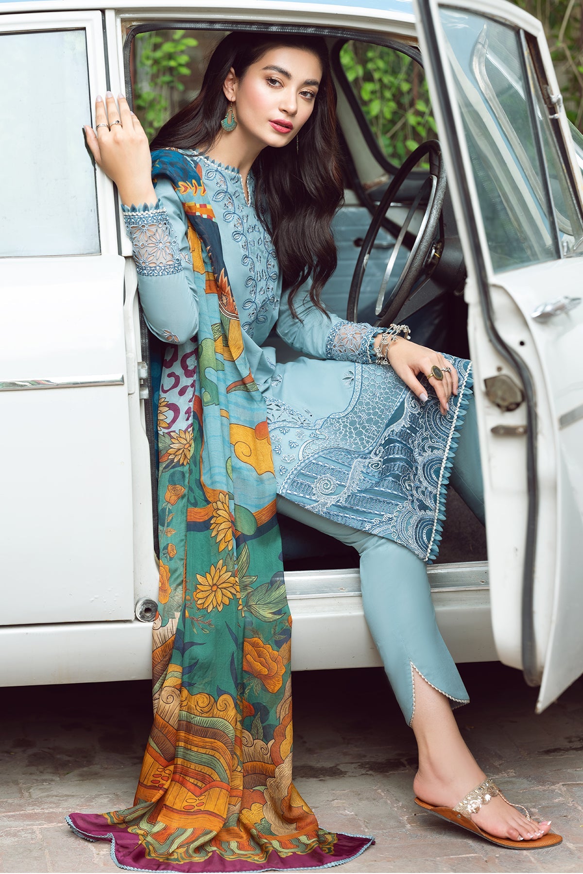 Jazmin-Iris lawn 2023-Romy-light blue - Mirha Fashion