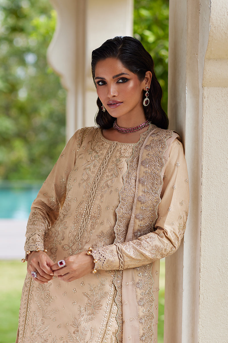 Gulaal Luxury Lawn 3 pc Unstitched collection 2025|Daphne
