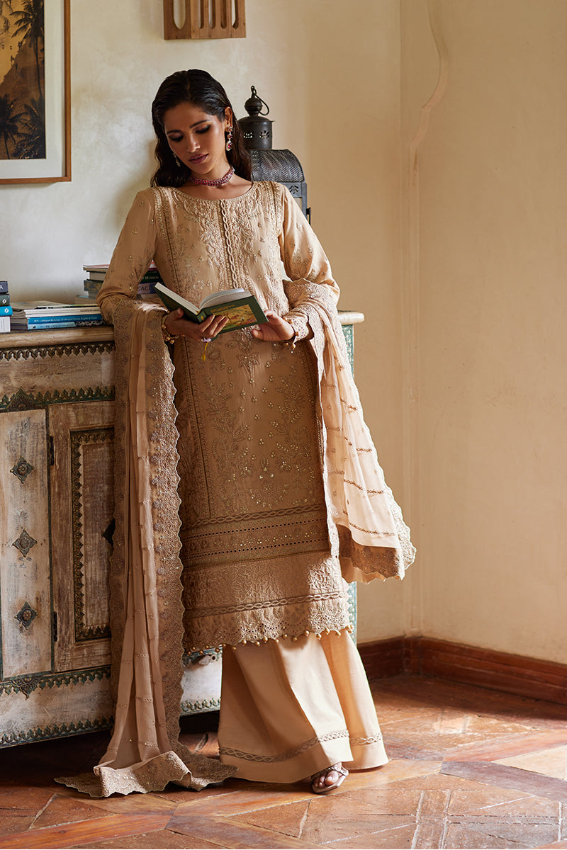 Gulaal Luxury Lawn 3 pc Unstitched collection 2025|Daphne