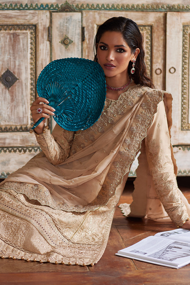 Gulaal Luxury Lawn 3 pc Unstitched collection 2025|Daphne