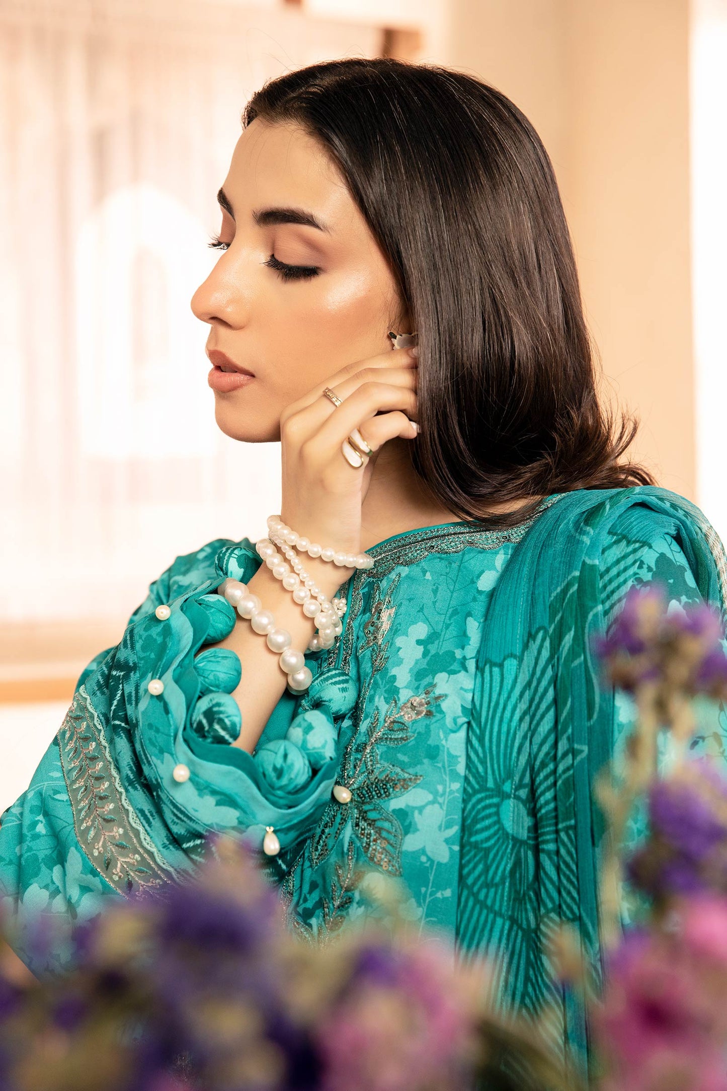 Maria B Mbasic 3 Pc Unstitched Embroidered Slub Lawn Suit | MB-CUS25-910A