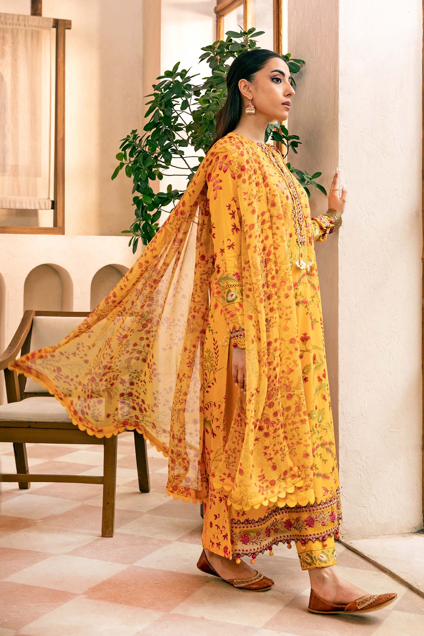 Maria B Mbasic 3 Pc Unstitched Embroidered Slub Lawn Suit | MB-CUS25-912A