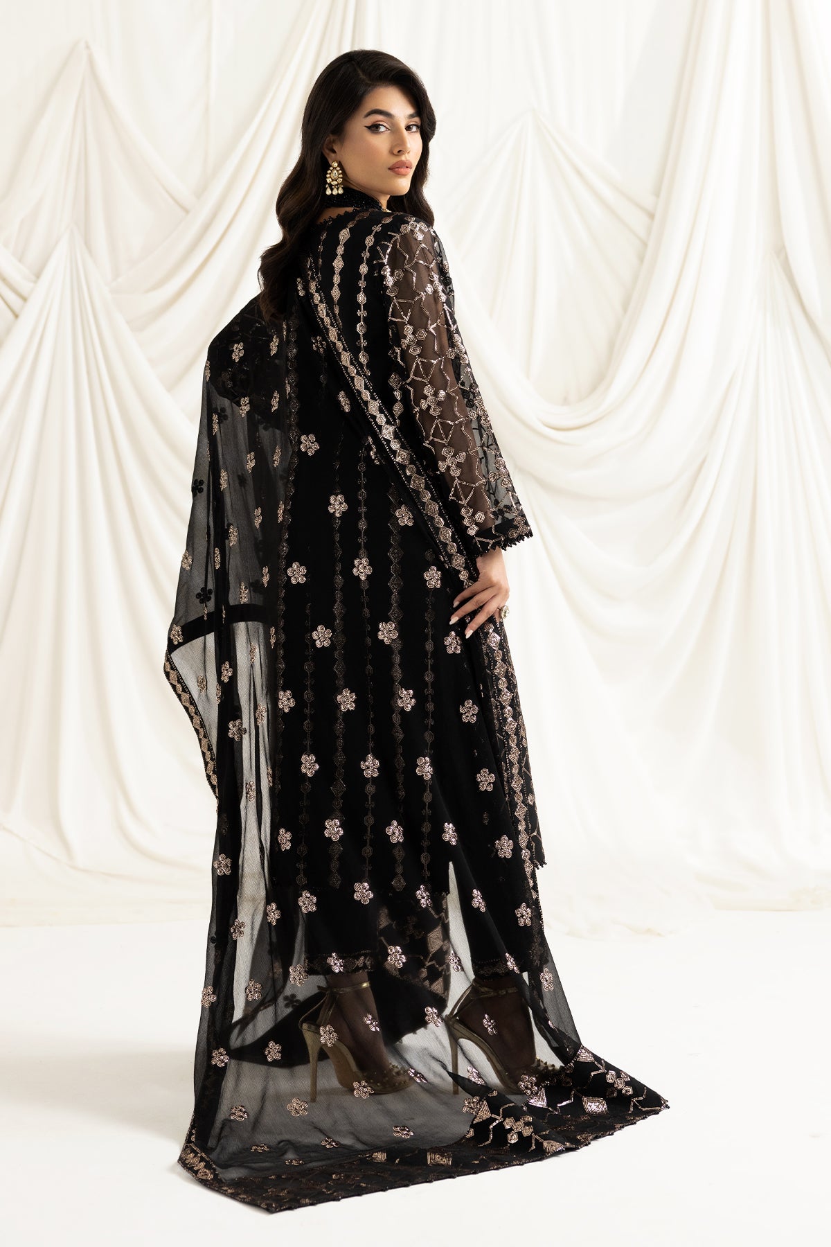 Dua Festive Collection Embroidered By Alizeh 2023 | Nazik - Mirha Fashion