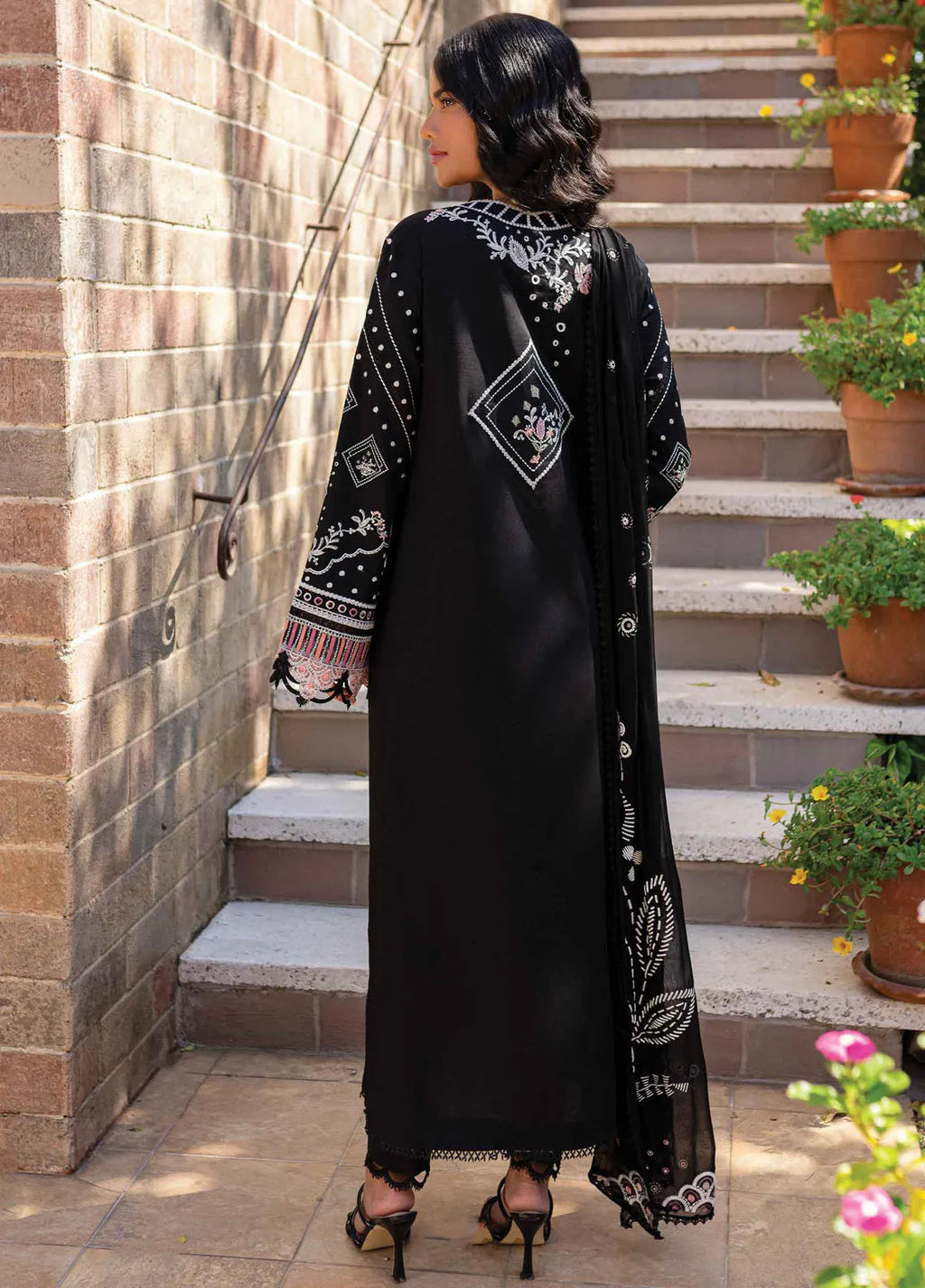 Qalamkar - Qline Unstitched Lawn Collection 2025 |QM-04 Gigi