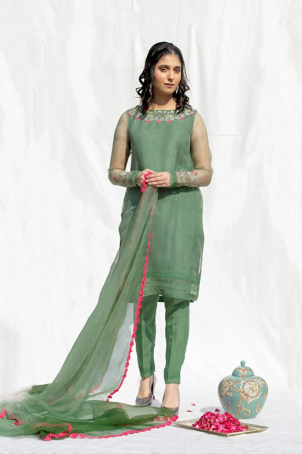 Sara Ahmad Rawaiyat Handwork Collection 2026 | RWF-110