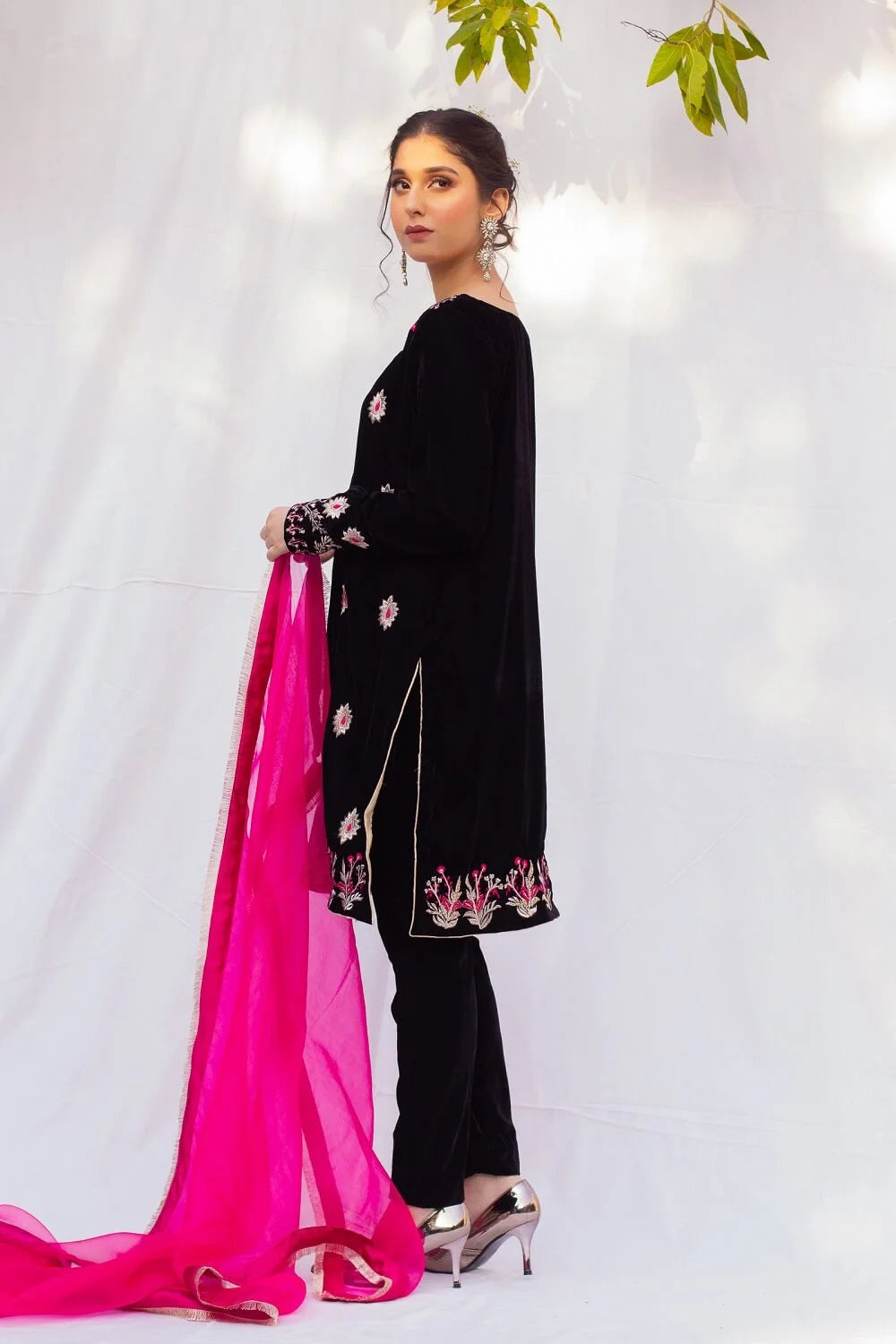 Sara Ahmad Rawaiyat Handwork Collection 2026 | RWF- 330
