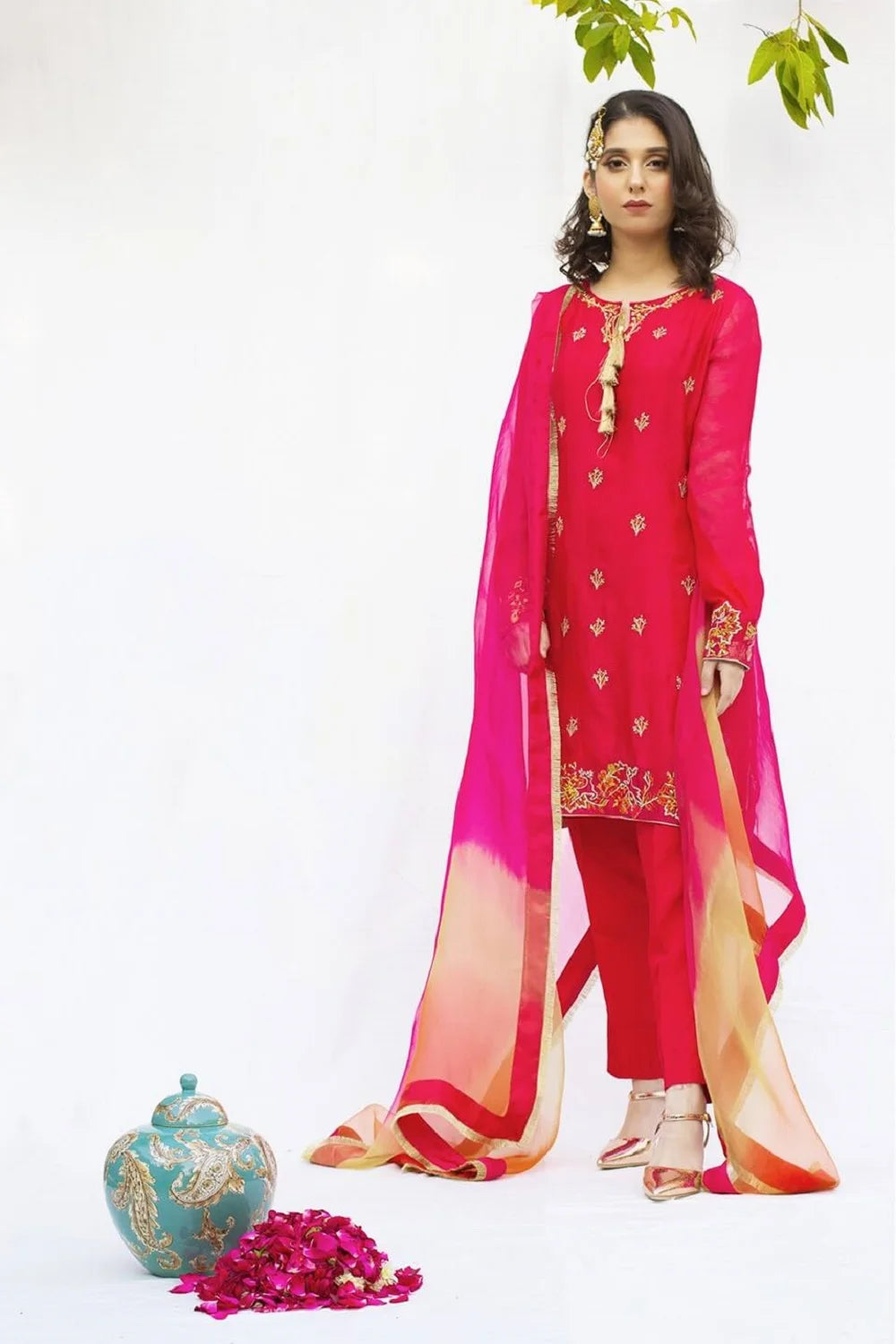 Sara Ahmad Rawaiyat Handwork Collection 2026 | RWF- 550