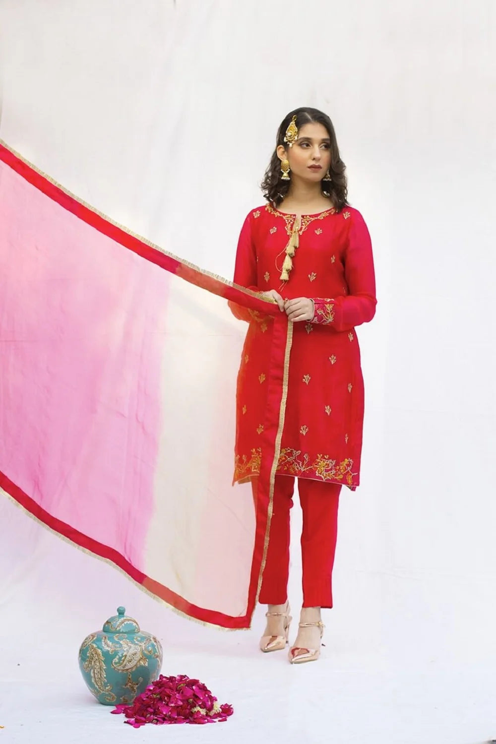 Sara Ahmad Rawaiyat Handwork Collection 2026 | RWF- 550