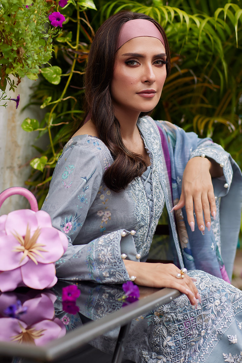 Gulaal New Siffra Luxury Lawn'25 | Carla