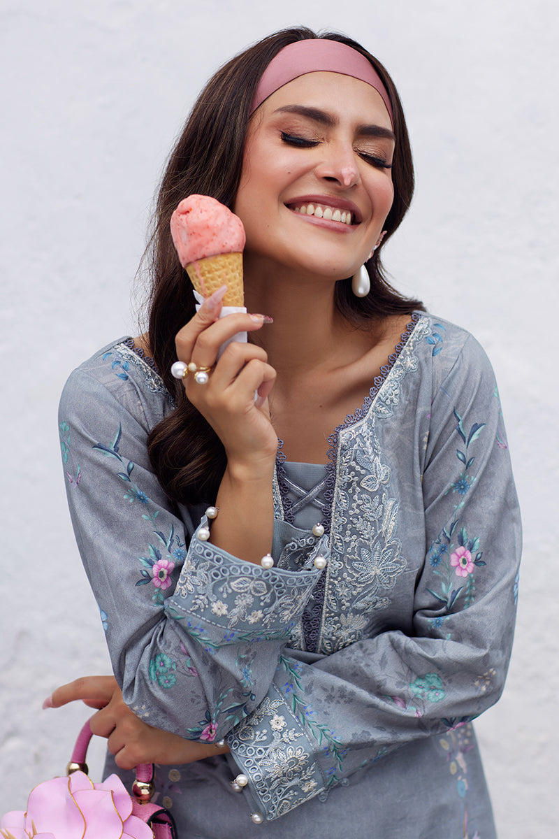 Gulaal New Siffra Luxury Lawn'25 | Carla