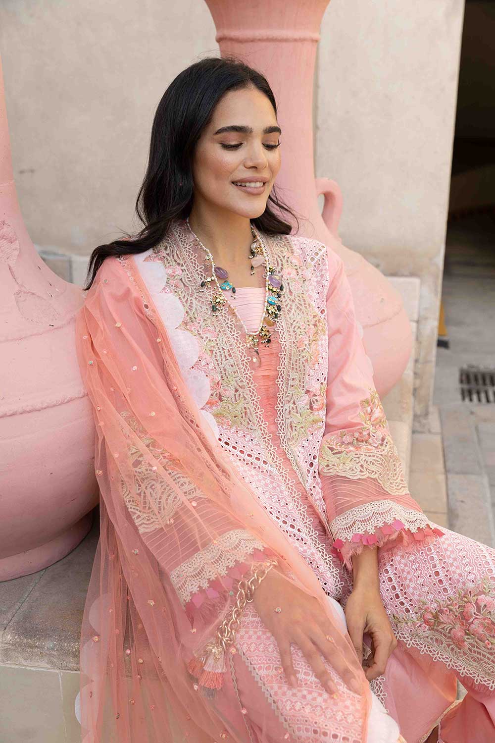 Sobia Nazir Luxury Lawn Collection 2022    3A