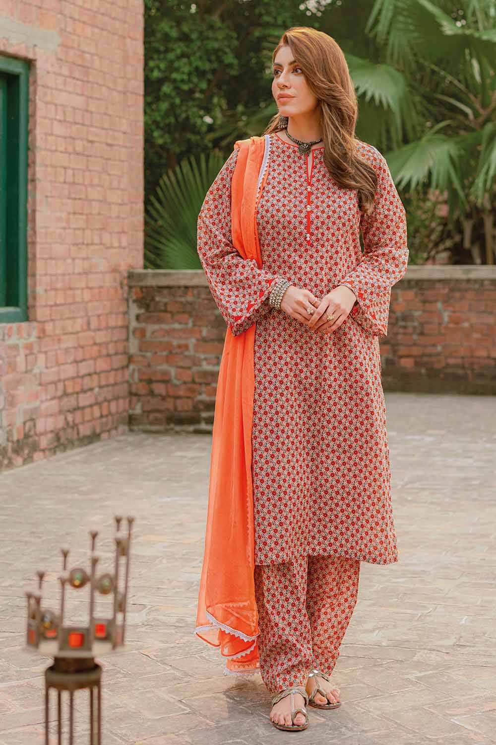 Gul Ahmed Digital Printed Lawn Shirt 2023 | SL-32036