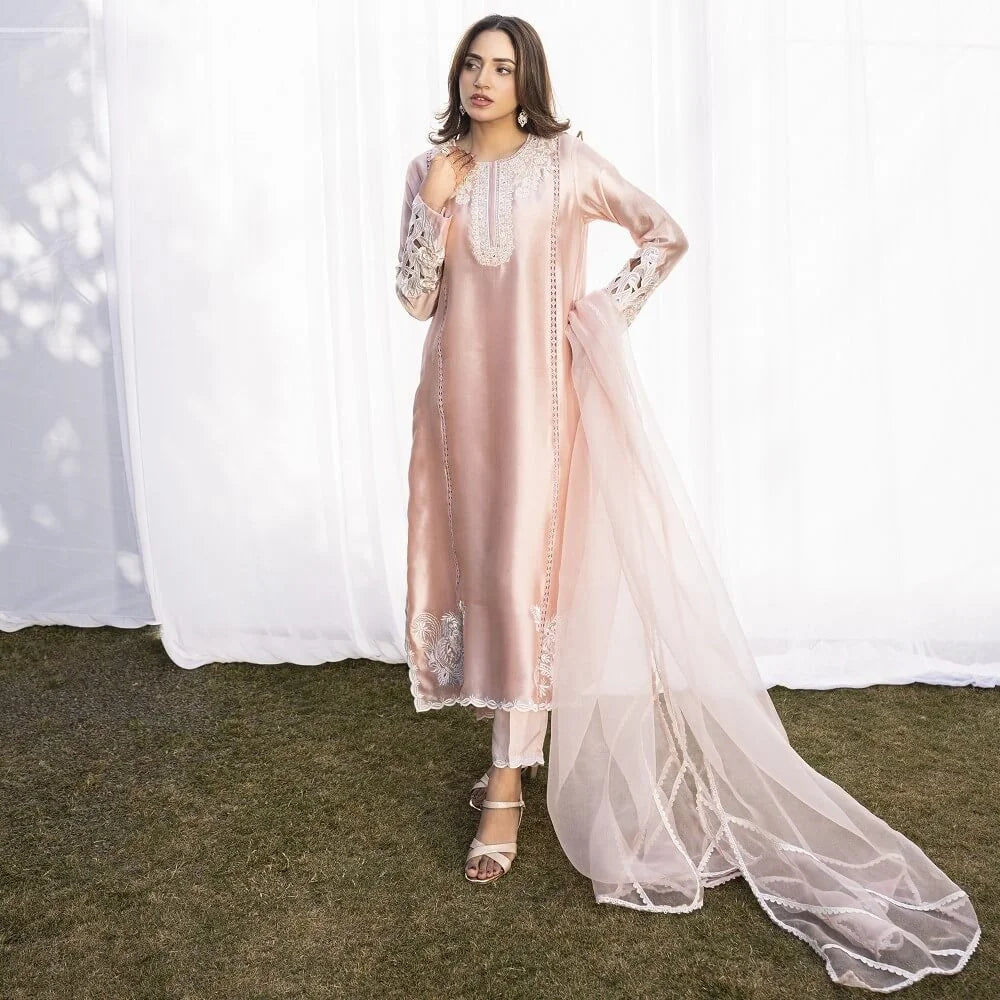 Sara Ahmad Riya Handwork Collection 2026 | IMRAH