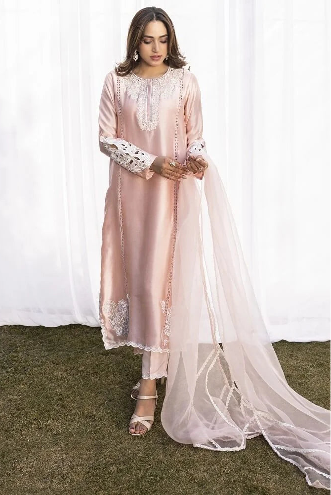 Sara Ahmad Riya Handwork Collection 2026 | IMRAH
