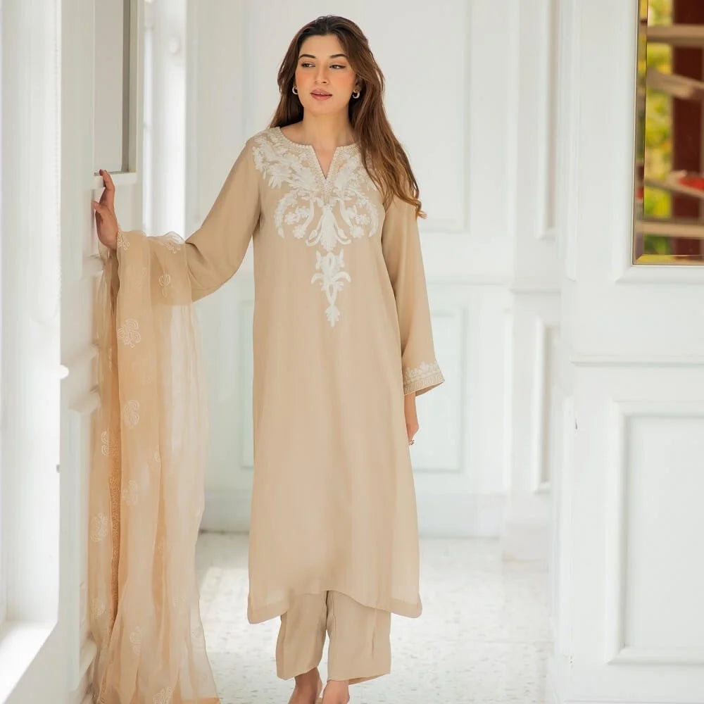 Sara Ahmad AYLA Handwork Collection 2026 | INSA