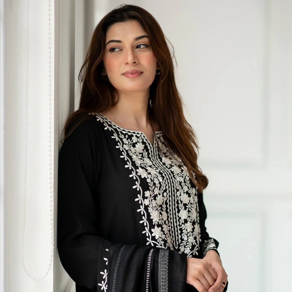 Sara Ahmad AYLA Handwork Collection 2026 | IZZA
