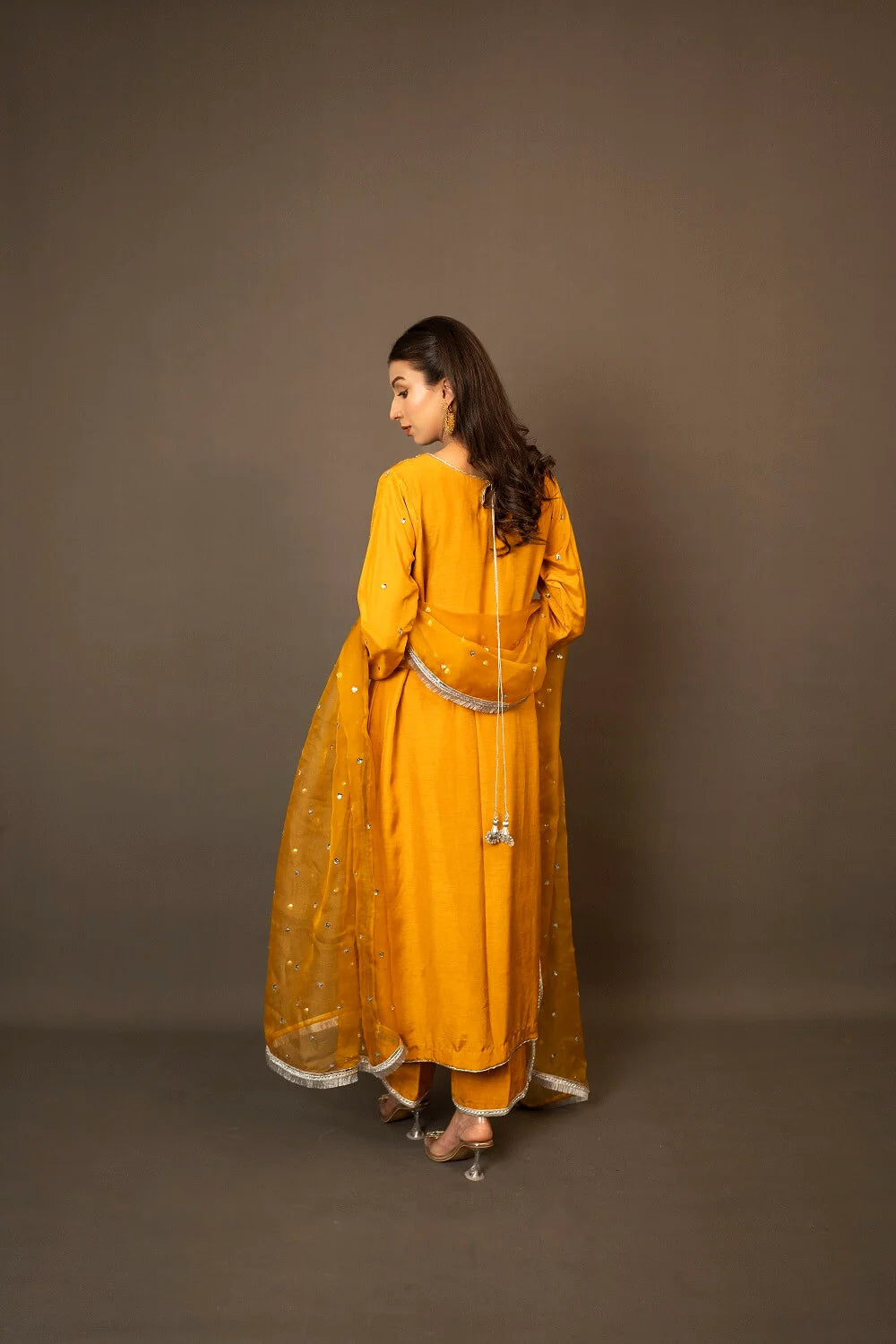 Sara Ahmad Mareeha Handwork Collection 2026 | AINA