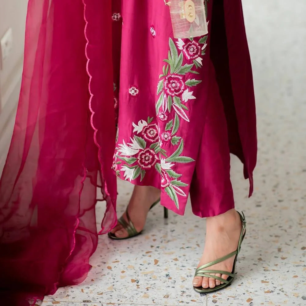 Sara Ahmad AYLA Handwork Collection 2026 | MEENA