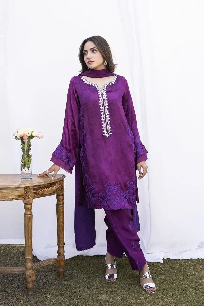 Sara Ahmad Riya Handwork Collection 2026 | NYRA