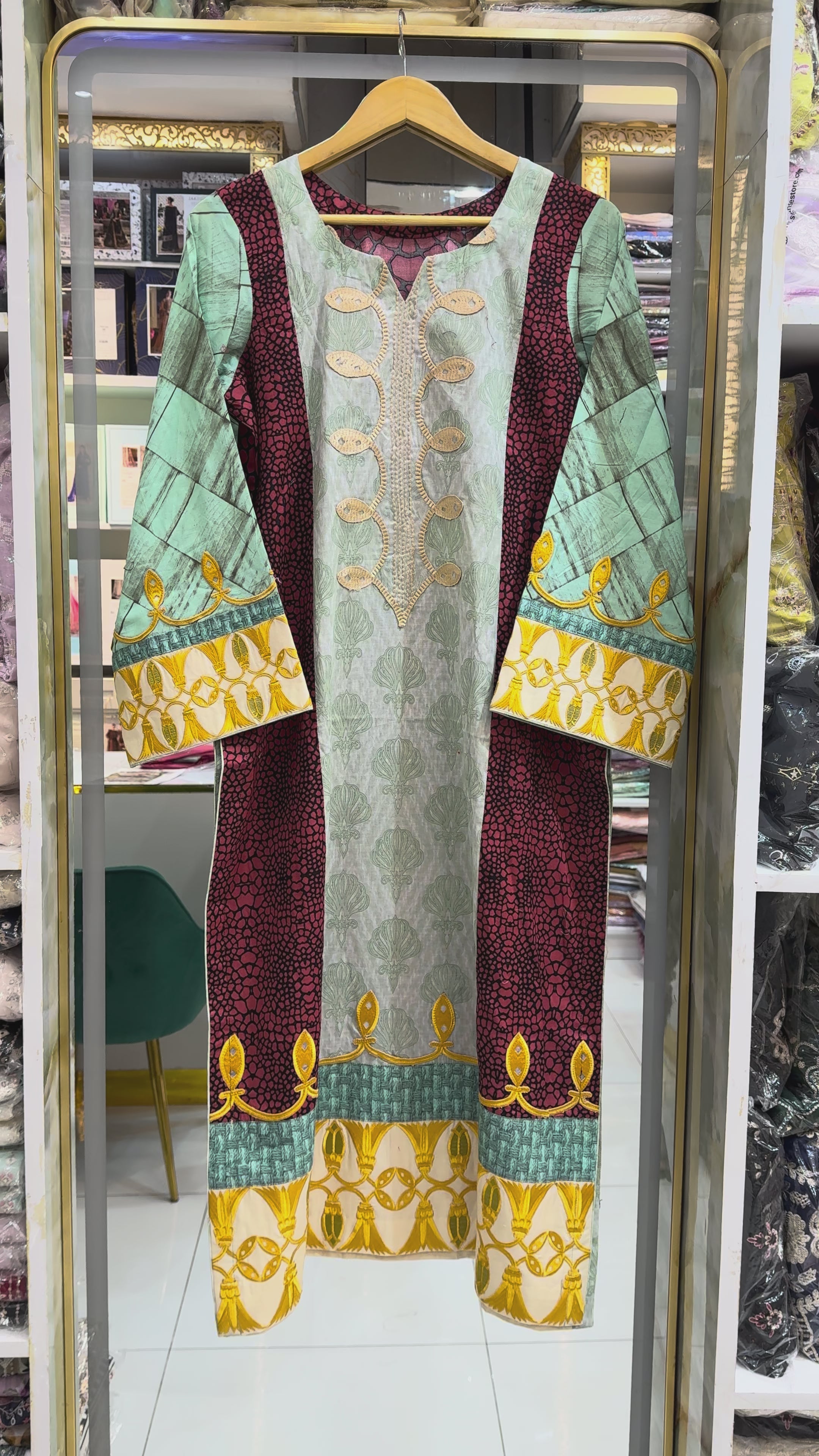 Lakhany Charlotte Exclusive Ready To Wear Limited Edition | EC-4A