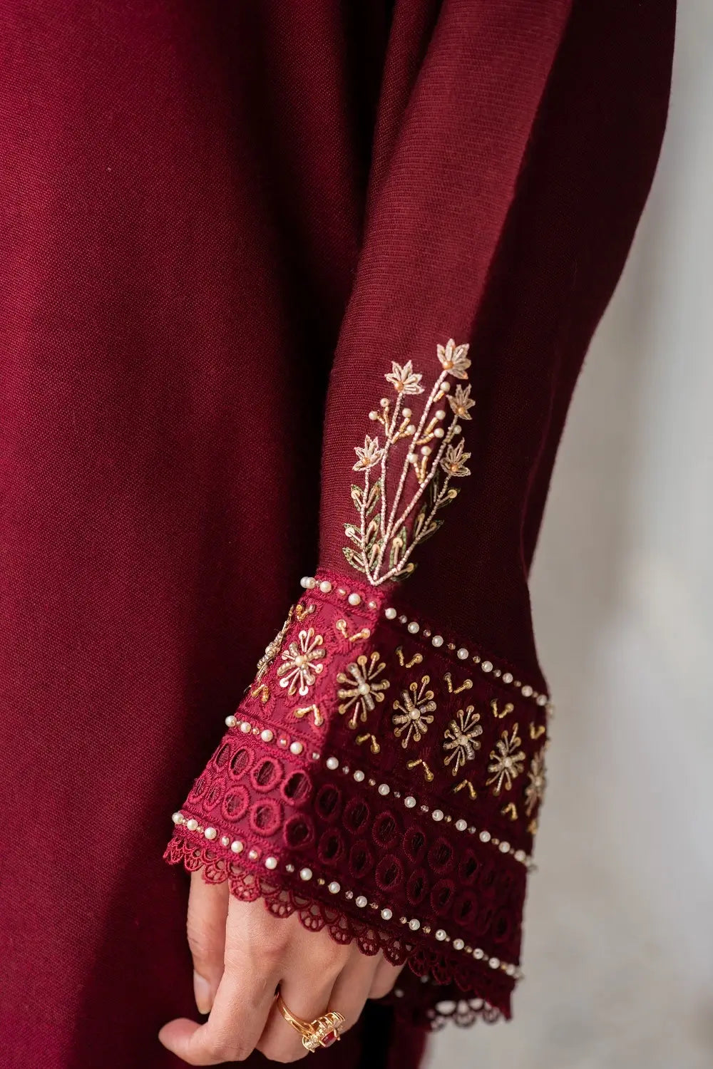 Sara Ahmad Tarz Handwork Collection 2026 | Minsa